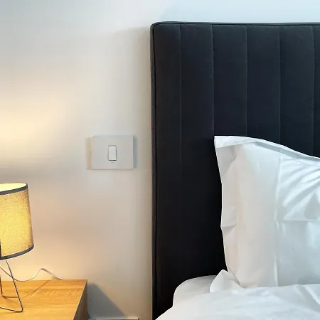 Walter 20 Penthouse W. Private Parking Sinaia