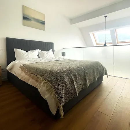 Walter 20 Penthouse W. Private Parking *